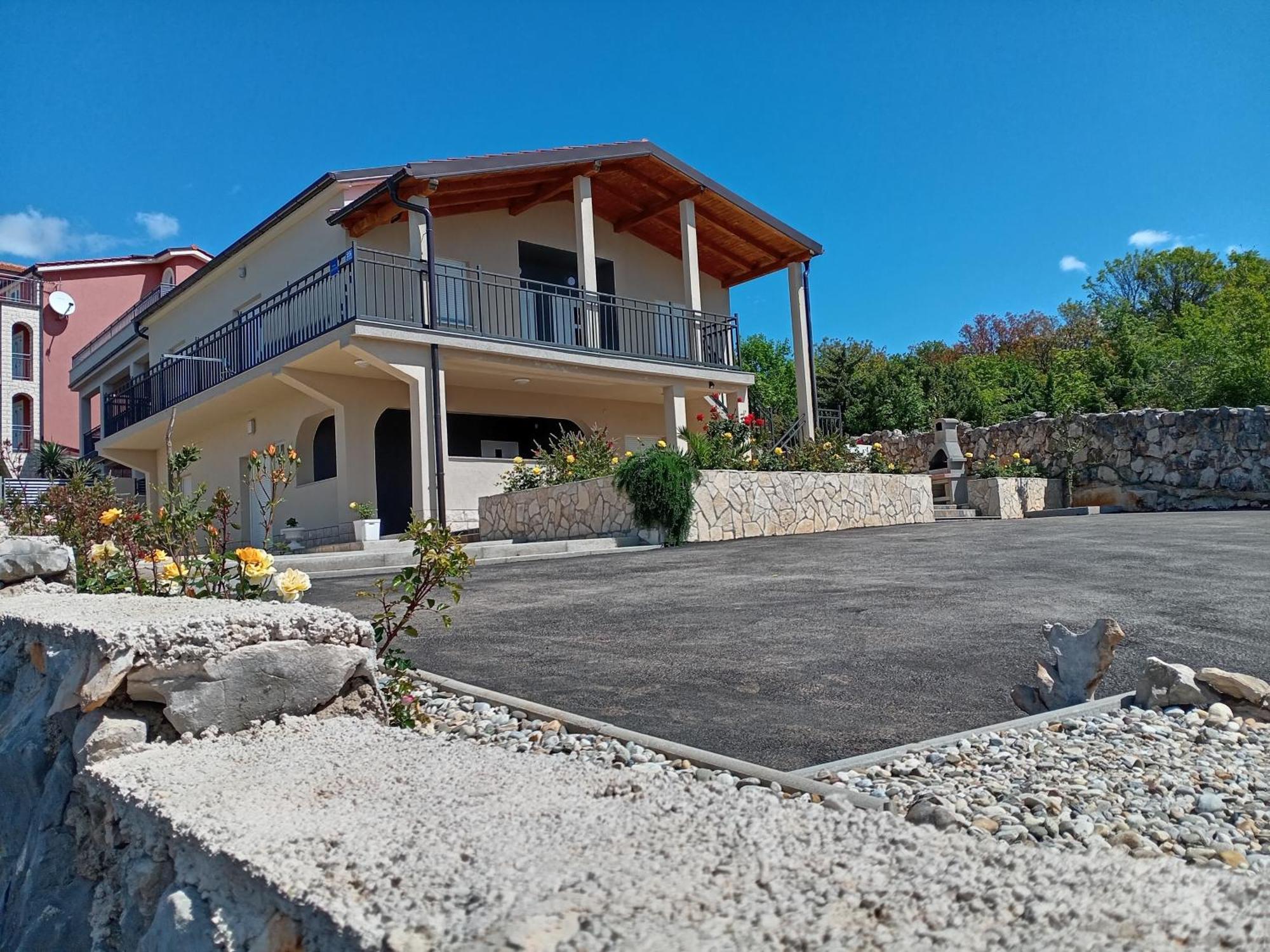 Apartmani Suzana Crikvenica Exterior foto